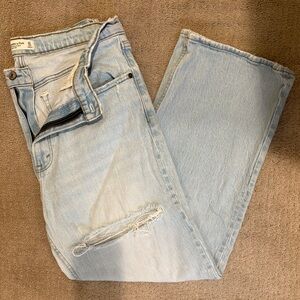 Abercrombie & Fitch High Rise 90’s Relaxed Jean